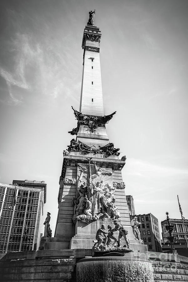 Indianapolis Indiana Soldiers and Sailors Monument Black and Whi Photograph by Paul Velgos