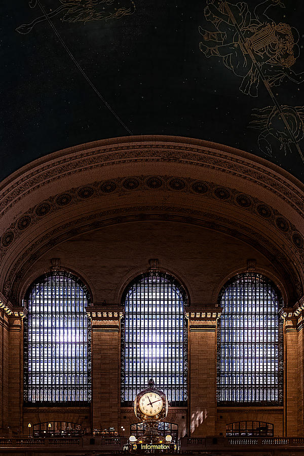 Information Clock - Grand Central Station - Manhattan Photograph by Stuart Litoff