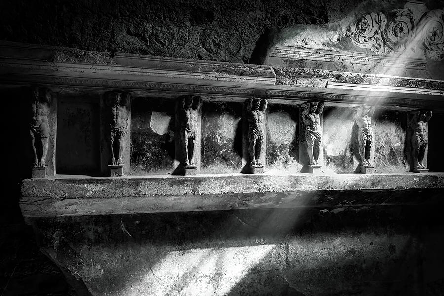 Inside Pompeii Photograph by Bill Chizek