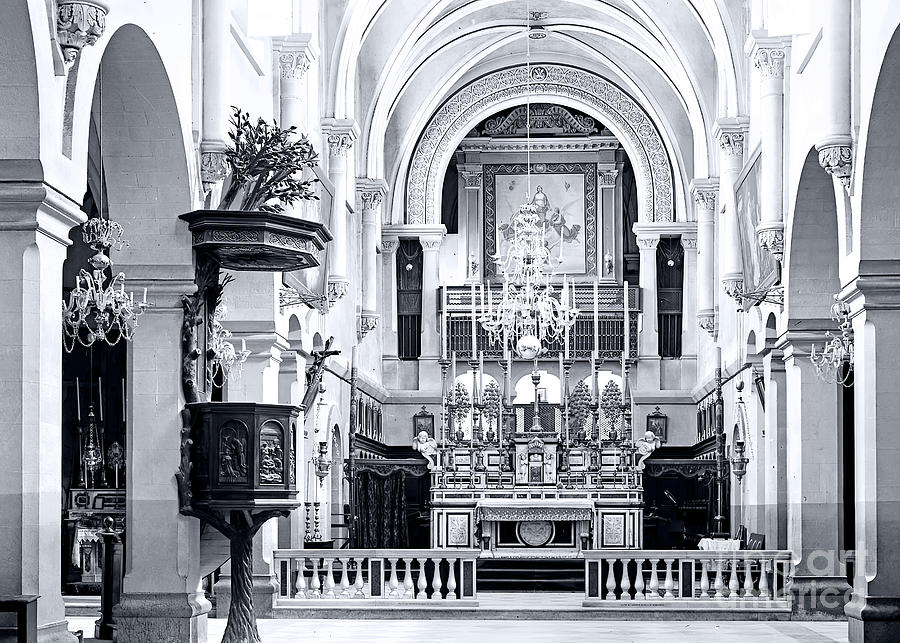 Inside Saint Catherine Church Photograph by Munir Alawi