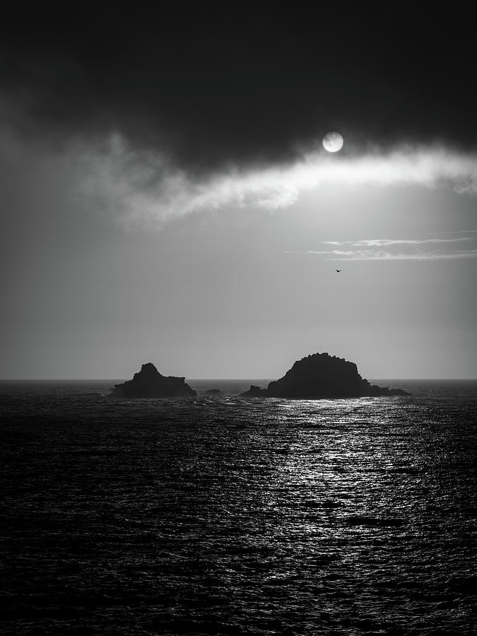 Island and the Sun Photograph by Ewa Jermakowicz