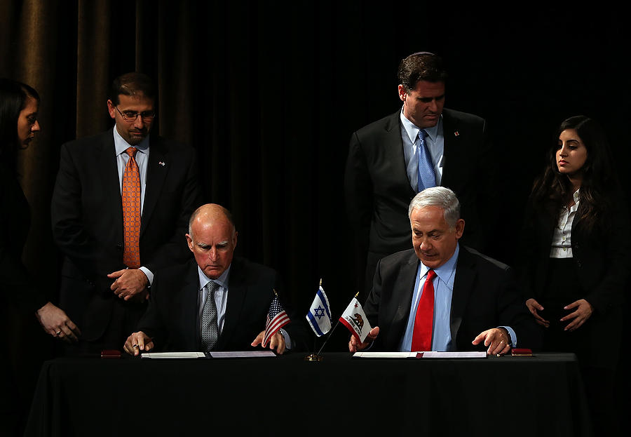 Israeli Prime Minister Netanyahu Meets With California Gov. Jerry Brown In San Francisco Photograph by Justin Sullivan Israeli Prime Minister Netanyahu Meets With California Gov. Jerry Brown In San Francisco Photograph by Justin Sullivan
