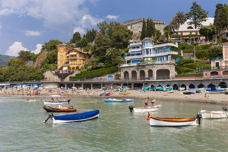 Italy, Cinque Terre, Lido of Levanto Photograph by Westend61