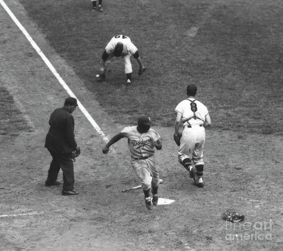Jackie Robinson And Hoyt Wilhelm Photograph by Kidwiler Collection Jackie Robinson And Hoyt Wilhelm Photograph by Kidwiler Collection