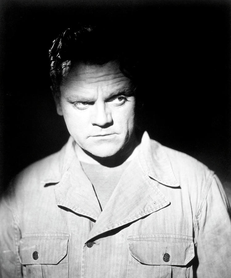 JAMES CAGNEY in 13 RUE MADELEINE -1947-, directed by HENRY HATHAWAY ...