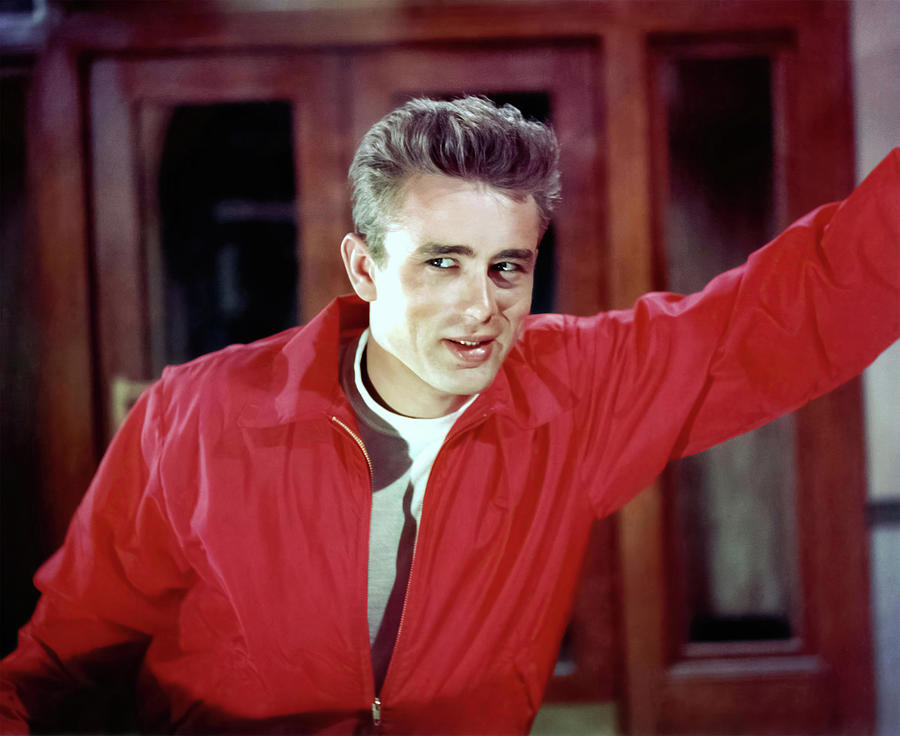 JAMES DEAN in REBEL WITHOUT A CAUSE -1955-, directed by NICHOLAS RAY. Photograph by Album