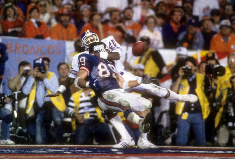 January 26, 1987: Super Bowl XXI - New York Giants v Denver Broncos Photograph by Focus On Sport January 26, 1987: Super Bowl XXI - New York Giants v Denver Broncos Photograph by Focus On Sport