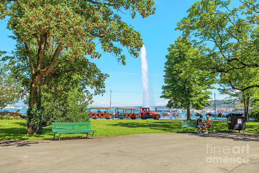 Jardin Anglais Geneva Photograph by Benny Marty