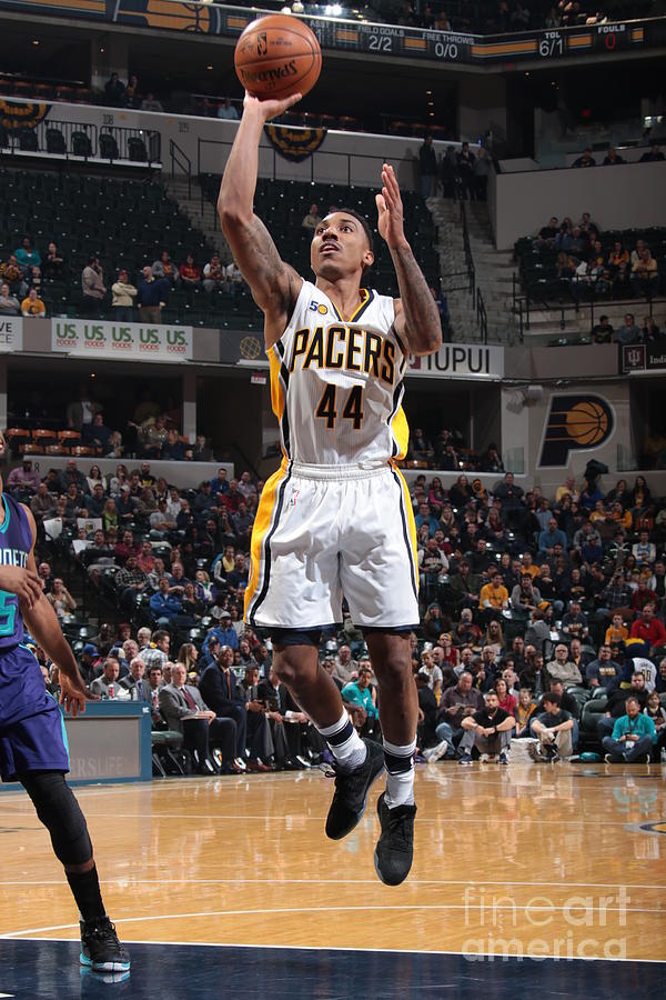 Jeff Teague Photograph by Ron Hoskins