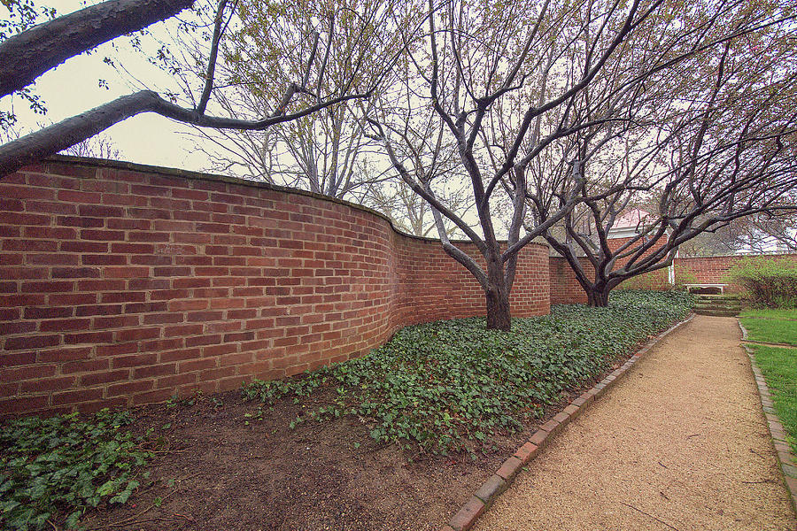Jeffersons Crooked Wall Photograph