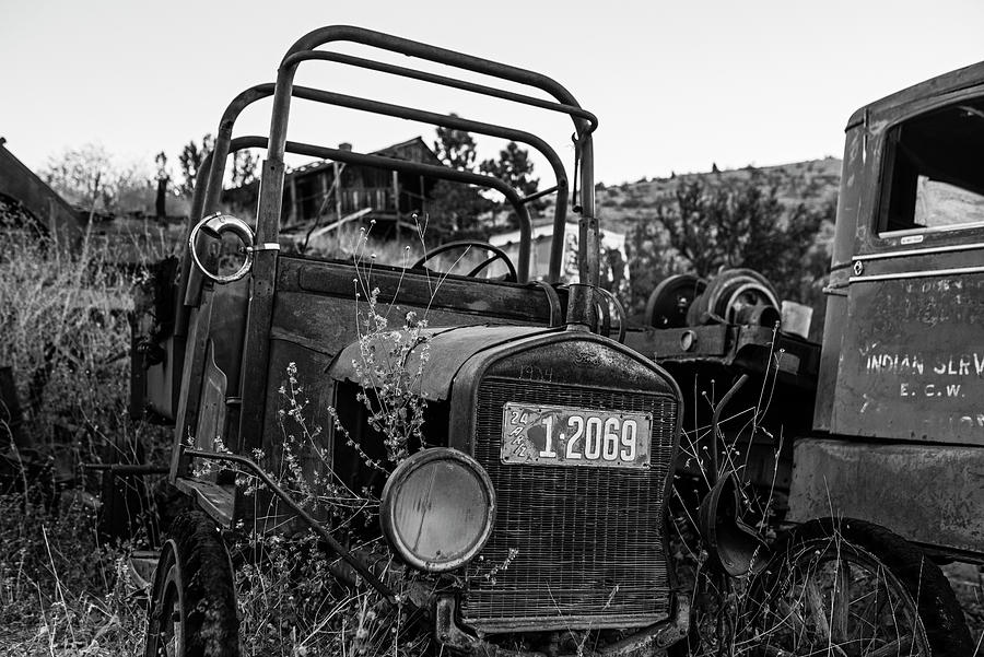 Jerome, AZ Junk Yard 1924 Ford Model T old Rusty Car Black and White Photograph by Toby McGuire