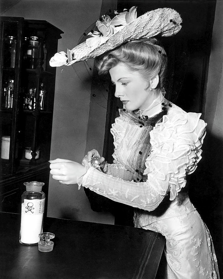 JOAN FONTAINE in IVY -1947-, directed by SAM WOOD. Photograph by Album