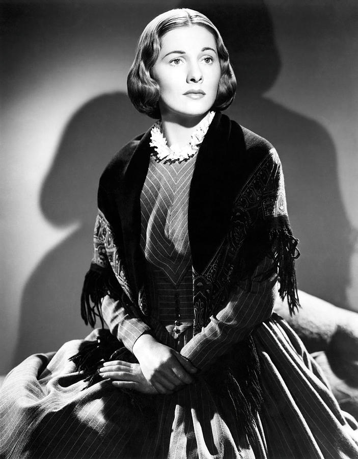 JOAN FONTAINE in JANE EYRE -1944-, directed by ROBERT STEVENSON. Photograph by Album