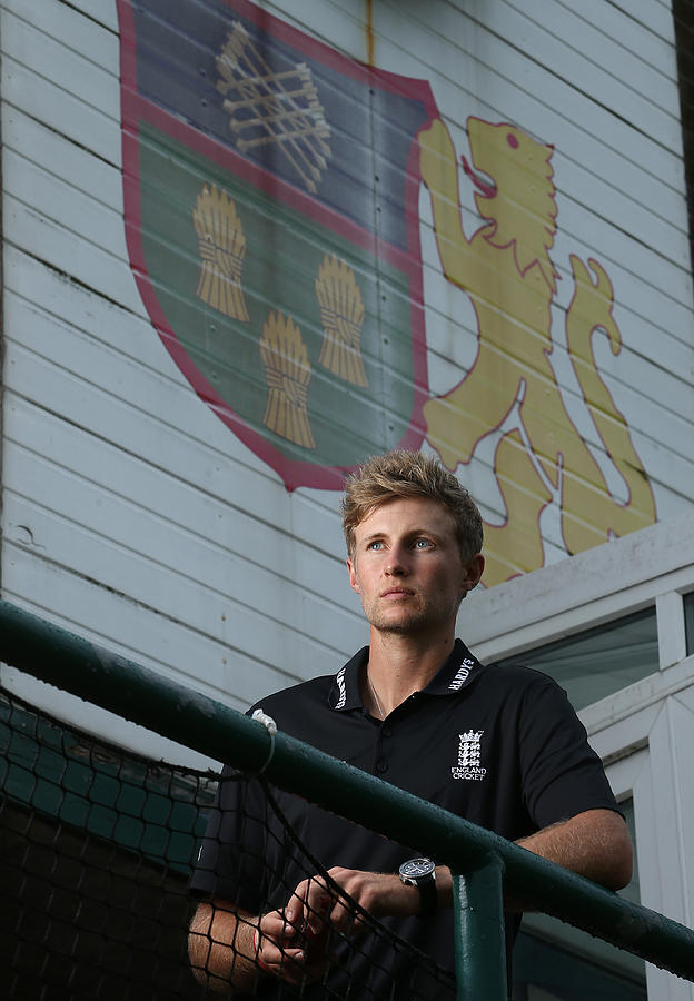 Joe Root Returns to Sheffield Collegiate with Hardys Photograph by Jan Kruger