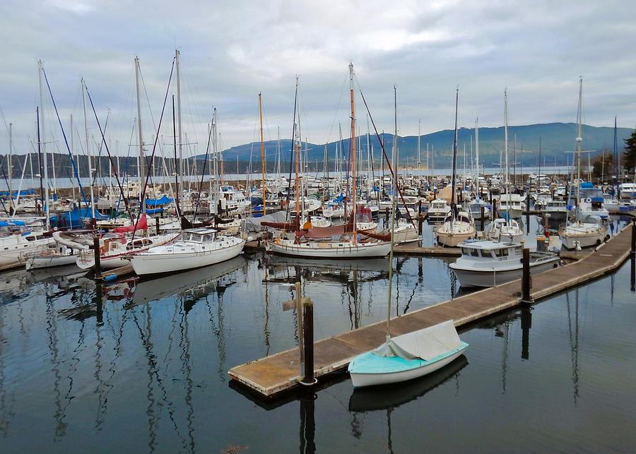 john wayne marina yacht club