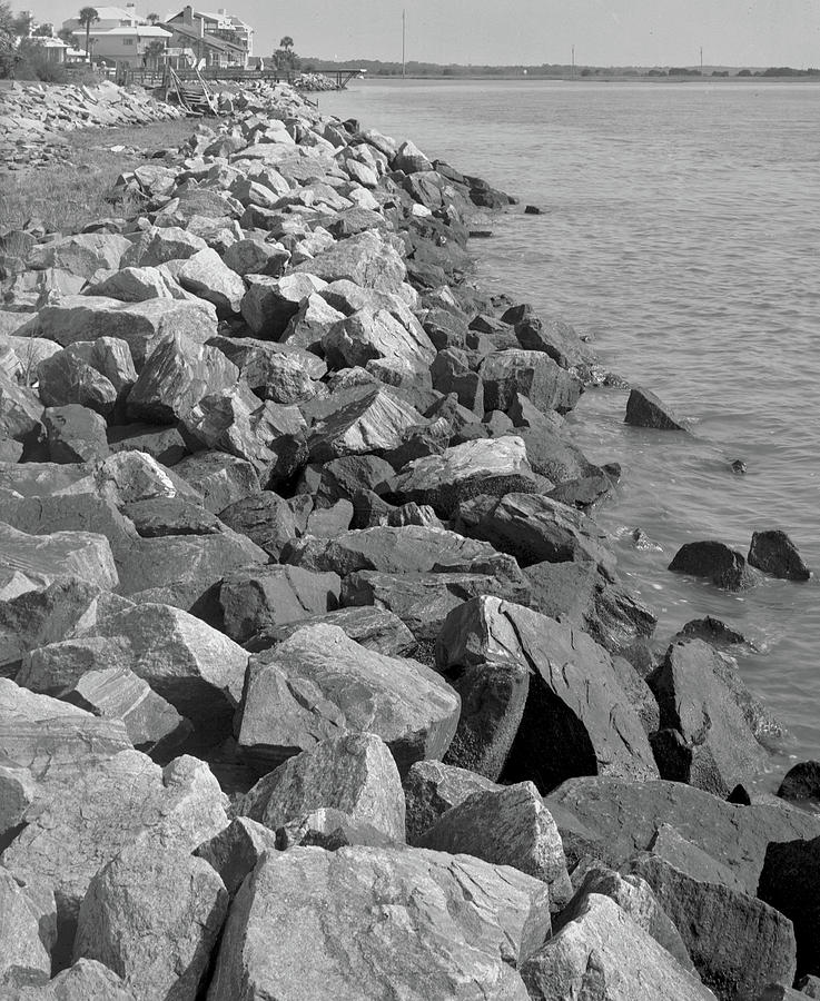 Johnson Rocks, Goulds Inlet, 1986 Photograph by John Simmons