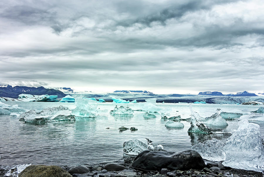 Mountain Photograph - Jokulsarlon Ice Lagoon by Francis Sullivan