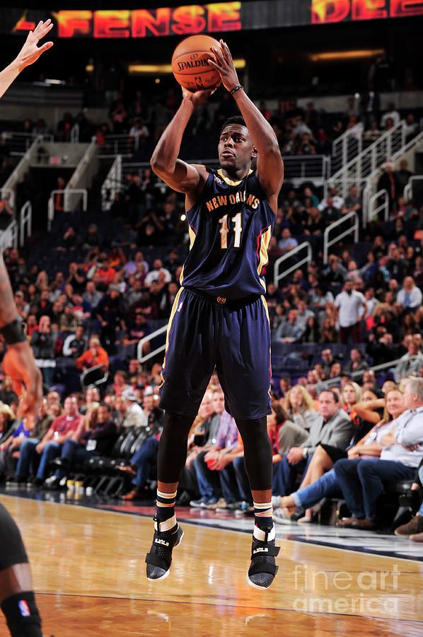 Jrue Holiday Photograph by Barry Gossage