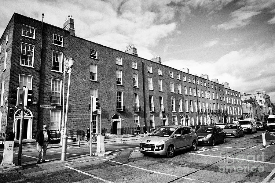 Junction Of Fitzwilliam Street Lower And Lower Baggot Street Georgian ...