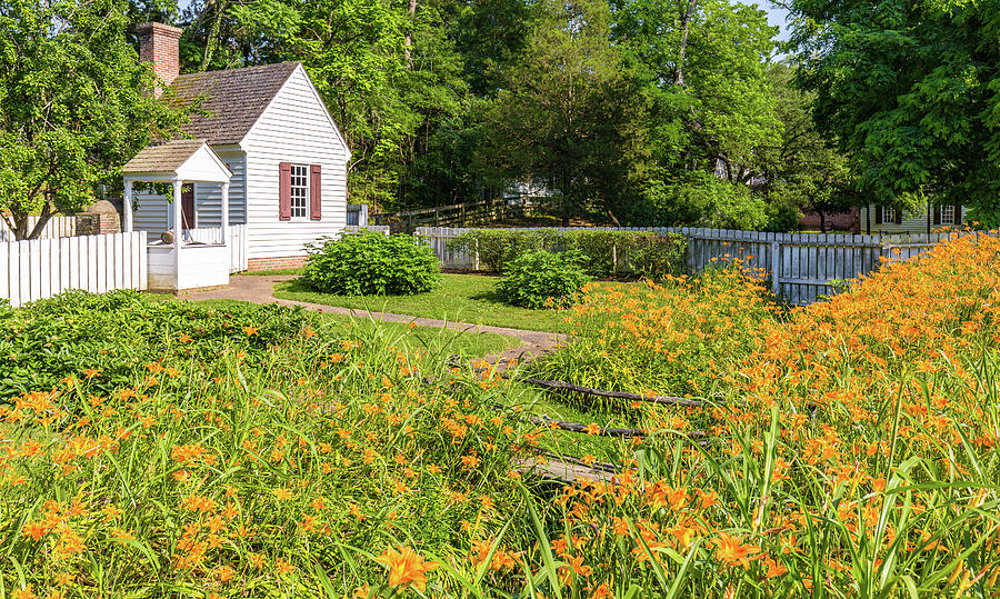 June Day In Colonial Williamsburg Photograph