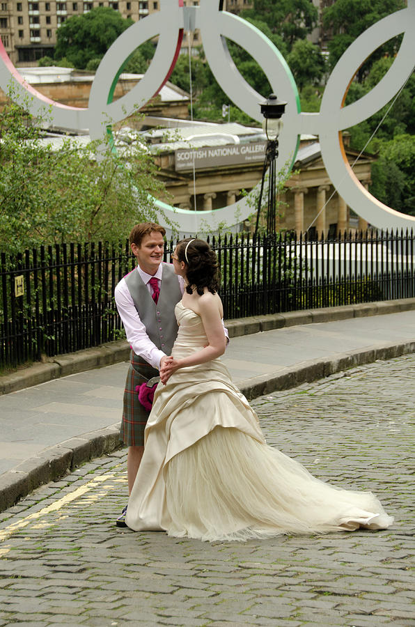 Just married in a photo shoot in Edinburgh Photograph by RicardMN Photography