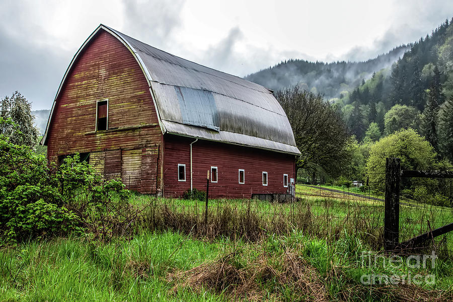 Kalama River Barn Photograph by Rick Mann - Fine Art America