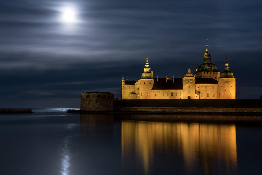 Kalmar Castle Photograph by Alexander Farnsworth