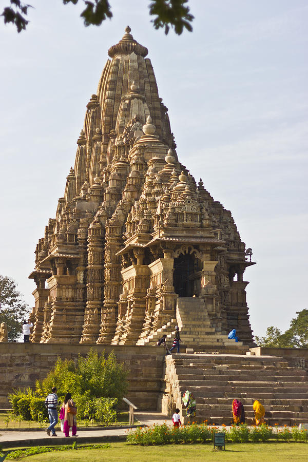 Kandariya Mahadeva Temple, Khajuraho, Chhatarpur District, Madhya Pradesh, India Photograph by Ankur Dauneria