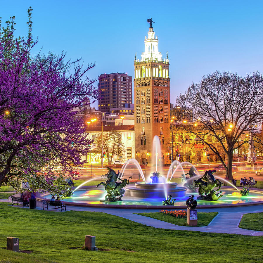 Kansas City Plaza and J.C. Nichols Memorial Fountain - Kansas City Photograph by Gregory Ballos