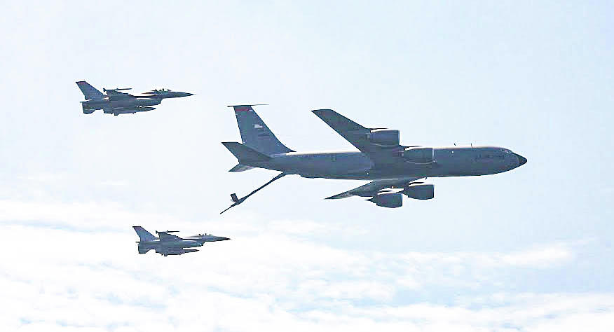 KC 135 refueler Photograph by William E Rogers - Fine Art America