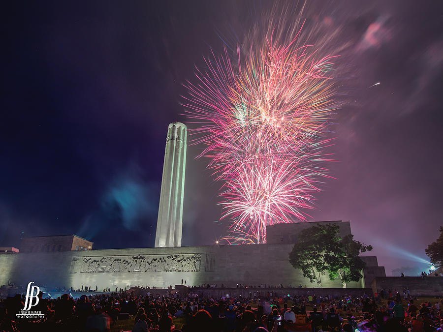 KC Celebration At Union Station Fireworks 2022 Photograph by Fabian