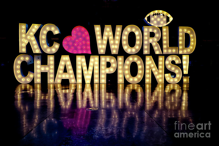 KC Loves the World Champions Photograph by Jean Hutchison
