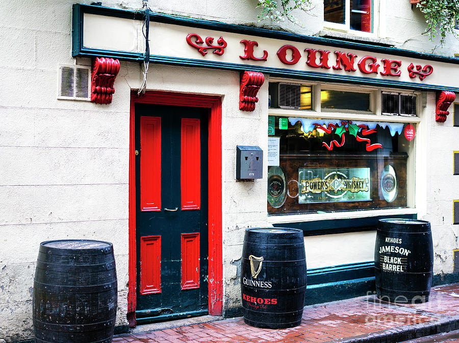 Kehoes Lounge in Dublin Photograph by John Rizzuto