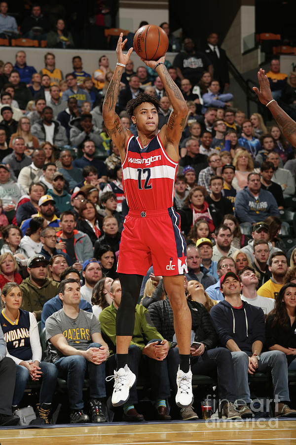 Kelly Oubre Photograph by Gary Dineen