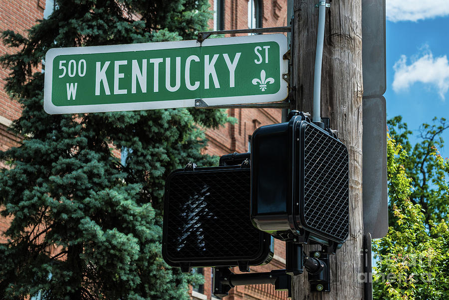 Kentucky Street Sign - Louisville Photograph by Gary Whitton
