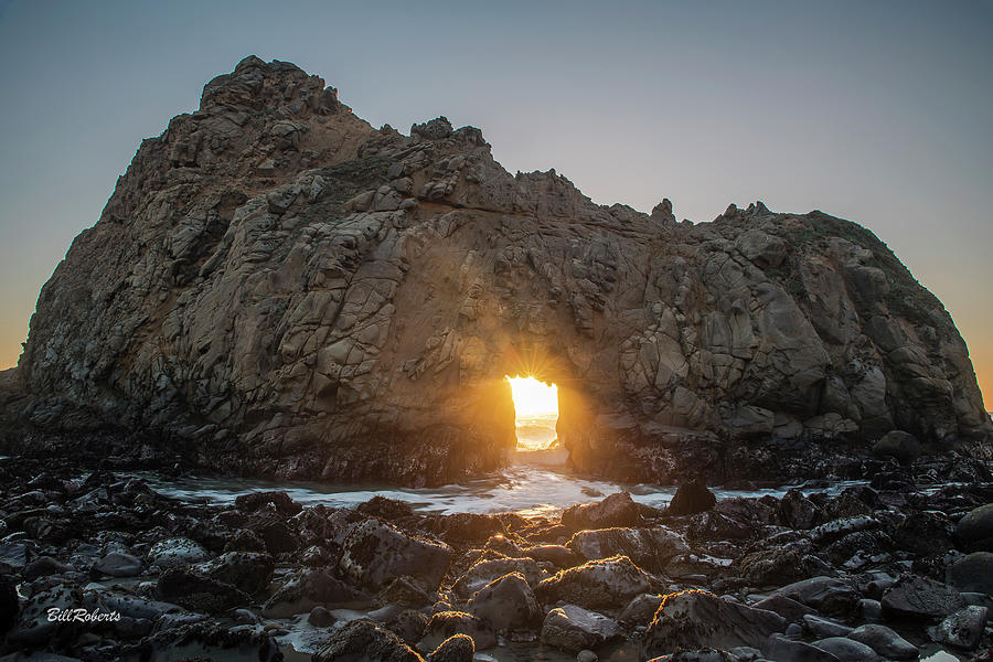 Keyhole Arch Photograph by Bill Roberts