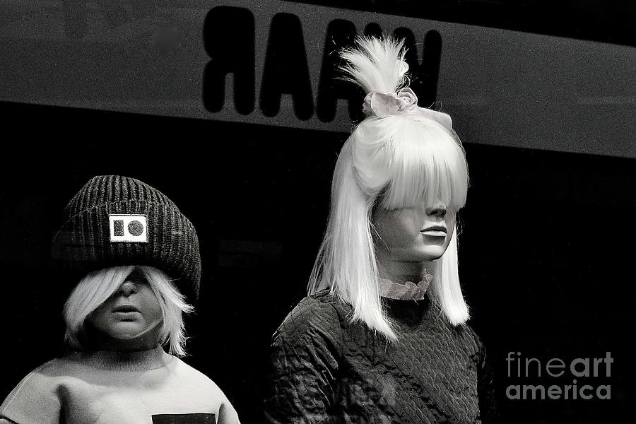 Kids Fashion - Store Window Photograph by Elisabeth Derichs