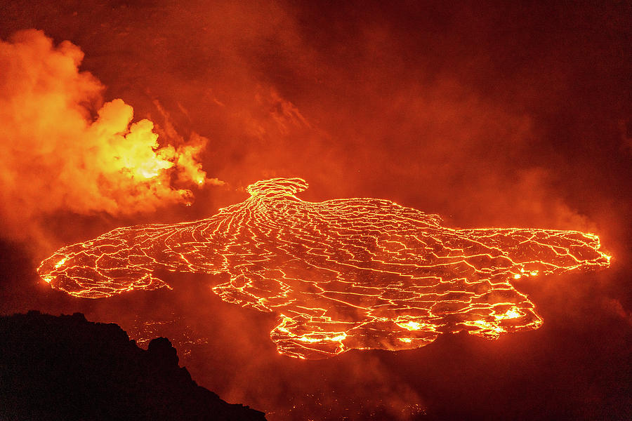 Kilauea Volcano Eruption Close-up Photograph by Stefan Mazzola