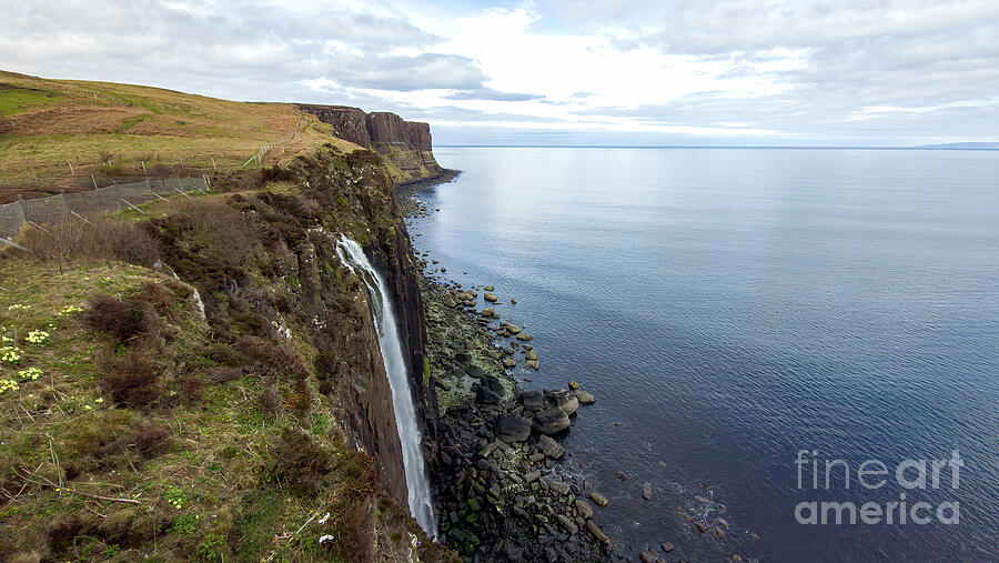 Kilt Rock - Isle Of Syke, Scotland Photograph by Jeff Saunders Kilt Rock - Isle Of Syke, Scotland Photograph by Jeff Saunders