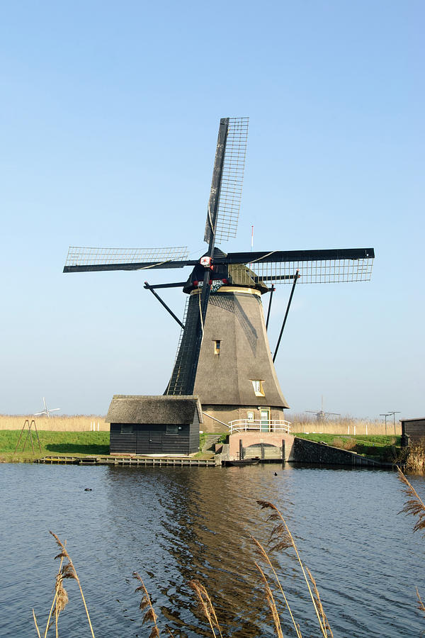Kinderdijk Windmill Photograph by Jan Luit