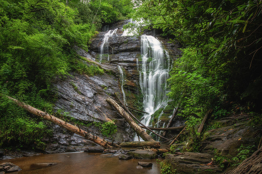 King Creek Falls in South Carolina Photograph by Robert J Wagner