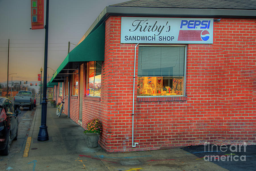 Kirbys Restaurant  Photograph by Larry Braun