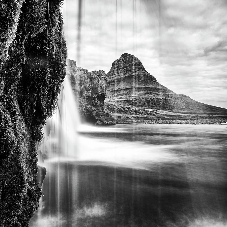 Kirkjufell Iceland Photograph by Andy Teasdale