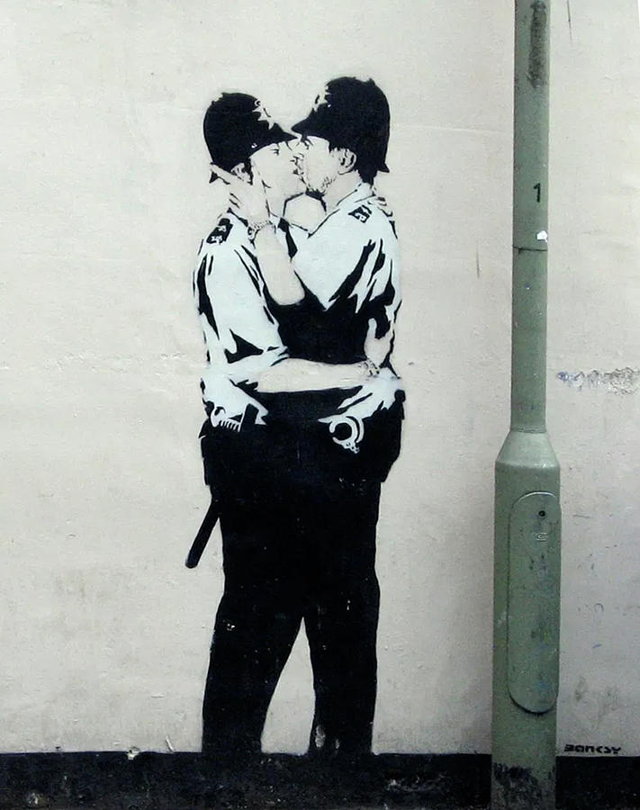 Kissing Coppers Photograph By Banksy Pixels