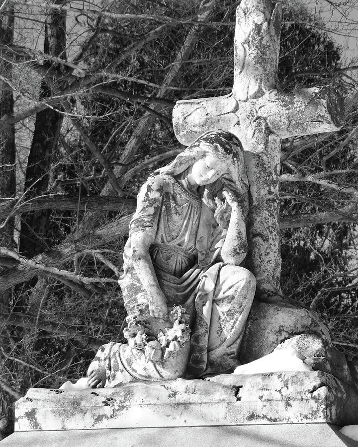 Kneeling in Grief B W Photograph by David T Wilkinson