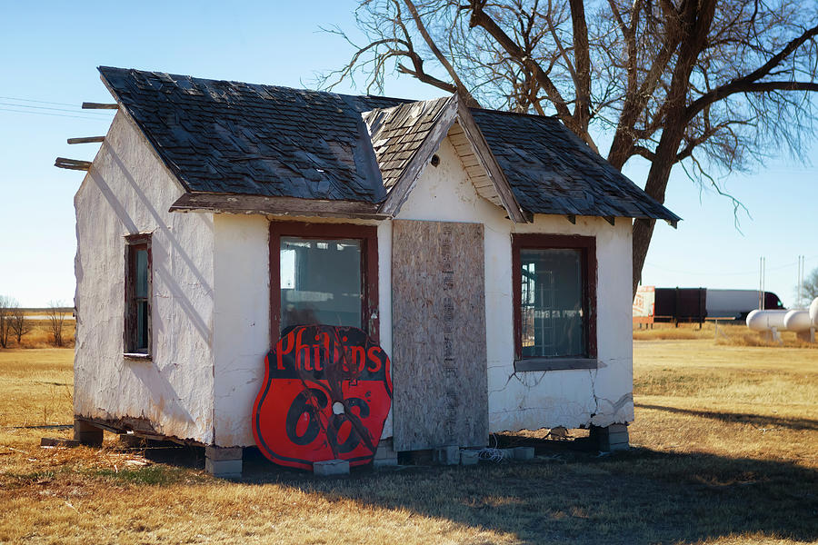 Knox Phillips 66 Station - Route 66 Photograph by Susan Rissi Tregoning