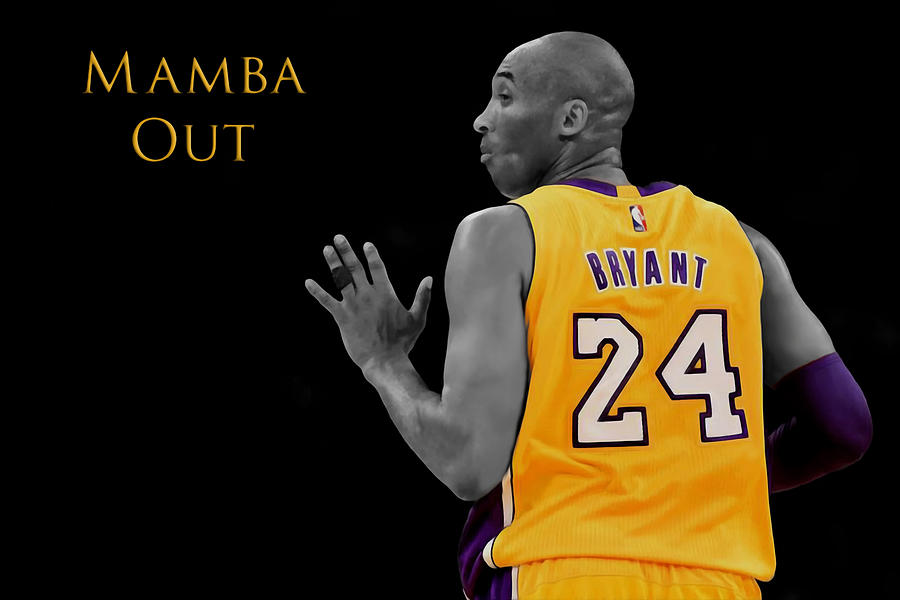 kobe wearing mamba jersey