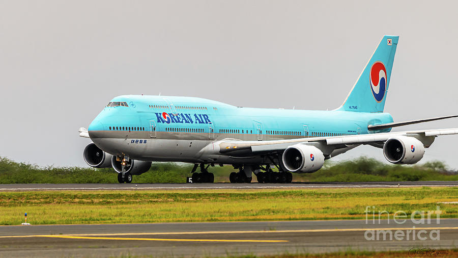 Korean Airlines Boeing 747 800 on Takeoff from Honolulu Hawaii ...