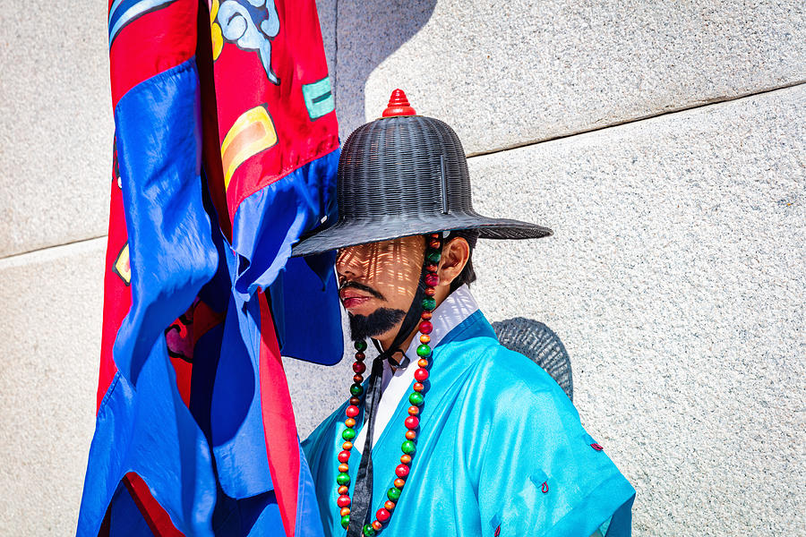 Korean Royal Guard at Gwanghwamun Gate Seoul, South Korea Photograph by Mlenny