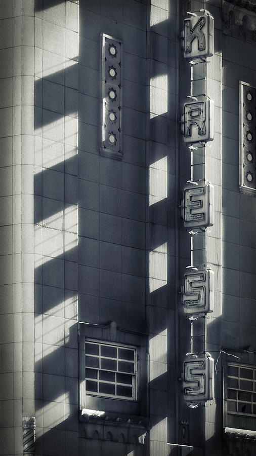 Kress Building Photograph by Bill Chizek